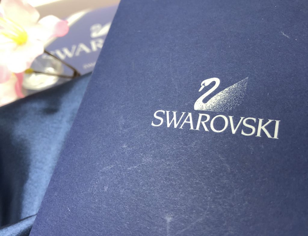 美しい輝き SWAROVSKI 【ｽﾜﾛﾌｽｷｰ】