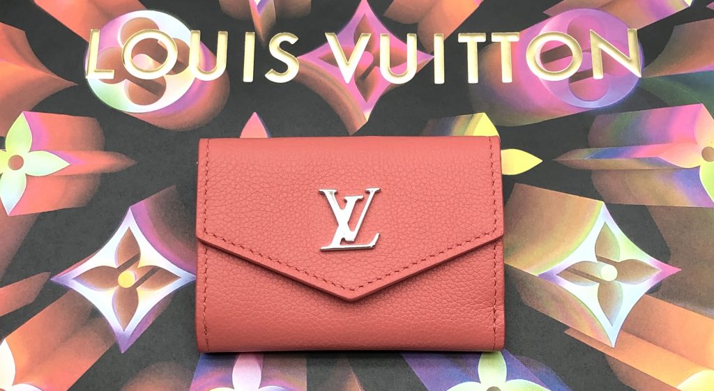 ヴィトンのM69067 コンパクトウォレット日本限定カラー