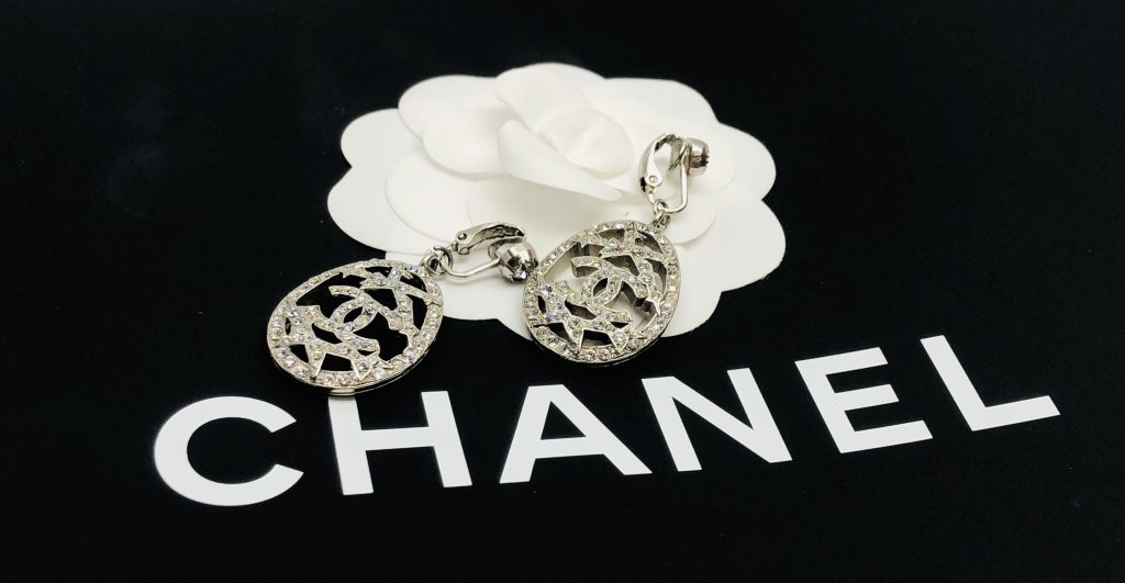 名古屋でシャネルのイヤリングを高価買取している店