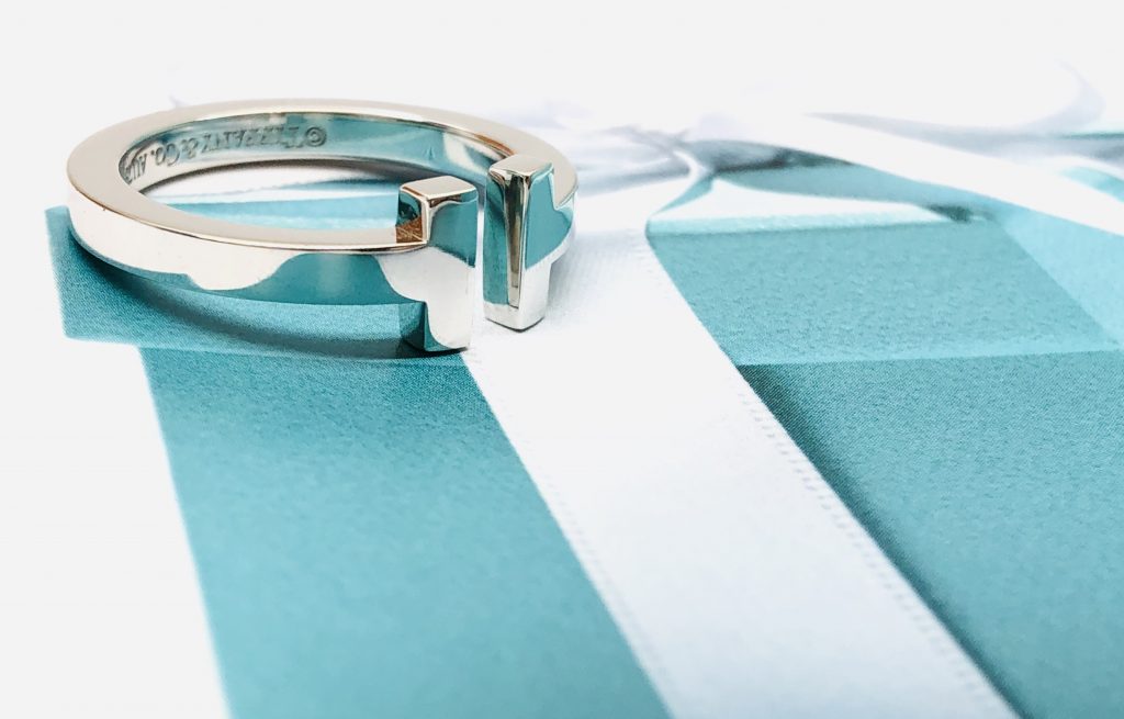 ティファニーのTスクエアリングを高価買取するなら・・・