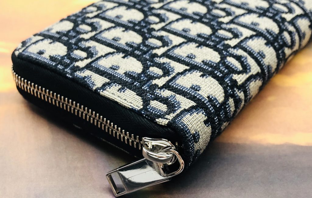 ディオール オブリーク ロングジップを買取しました