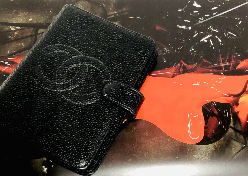 シャネルのアジェンダ。気になる買取価格は？