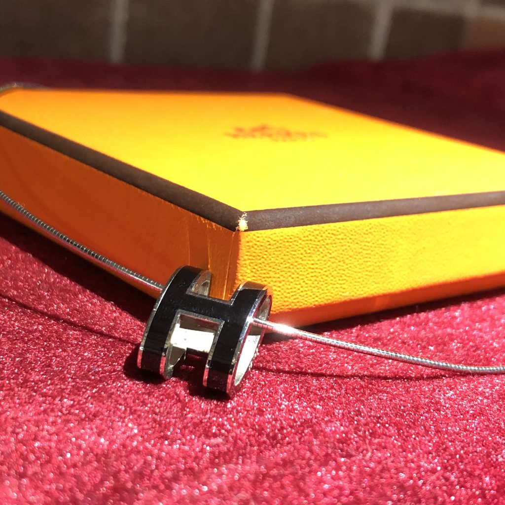 エルメスのペンダント POP H を高く売りたいなら質屋へ！