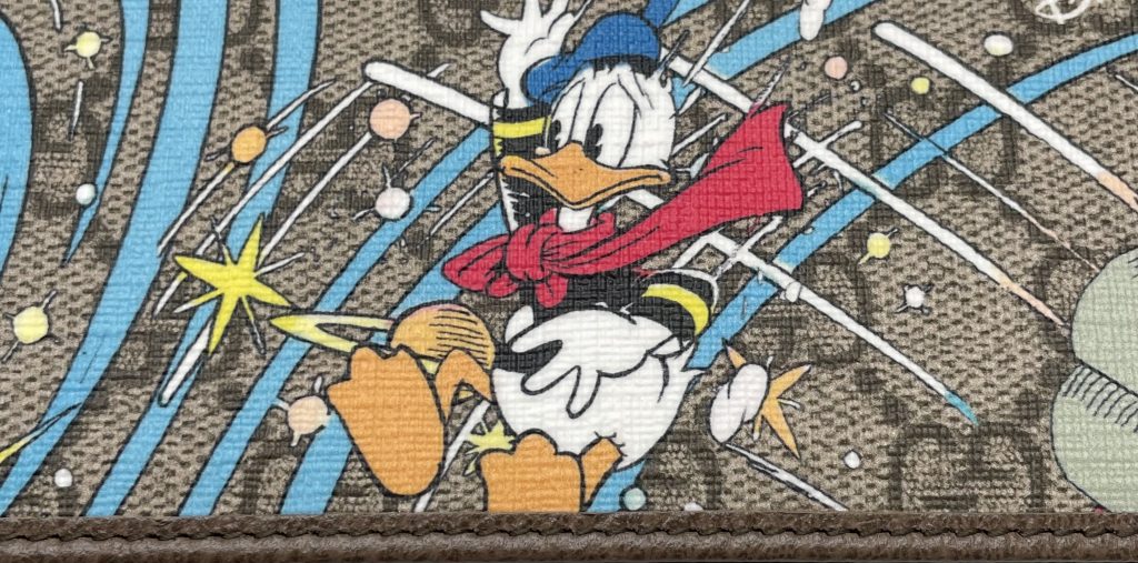 グッチ×ドナルドダックのコラボアイテム買います！