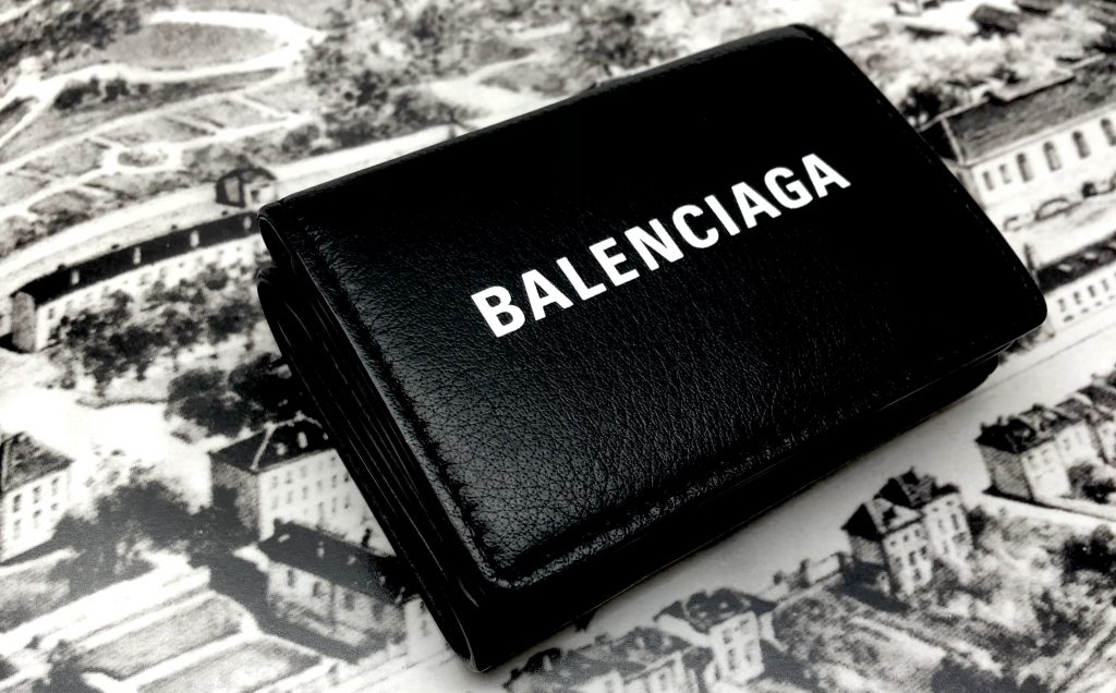 【名古屋】バレンシアガのミニウォレットを高価買取します