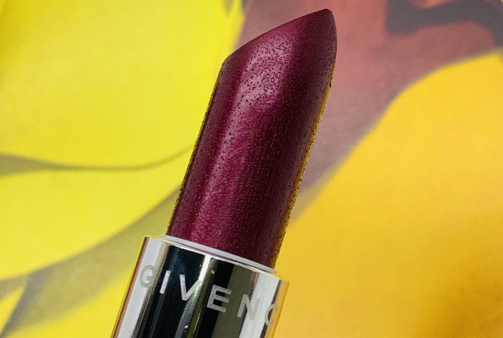 汗をかいたリップは使っても大丈夫？～原因と改善策～